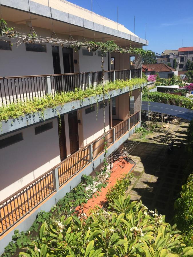 Hotel Pakerisan East Mansion Denpasar Esterno foto